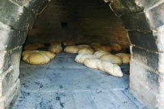 pane-forno-legna-rotated